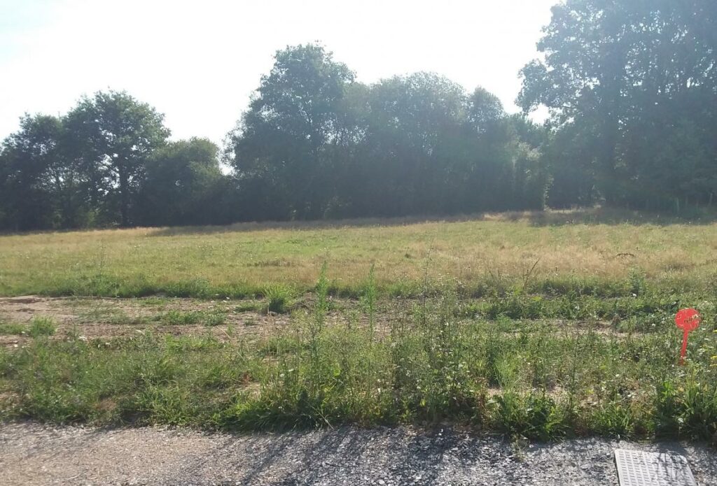 Terrain de 950 m² au calme !
