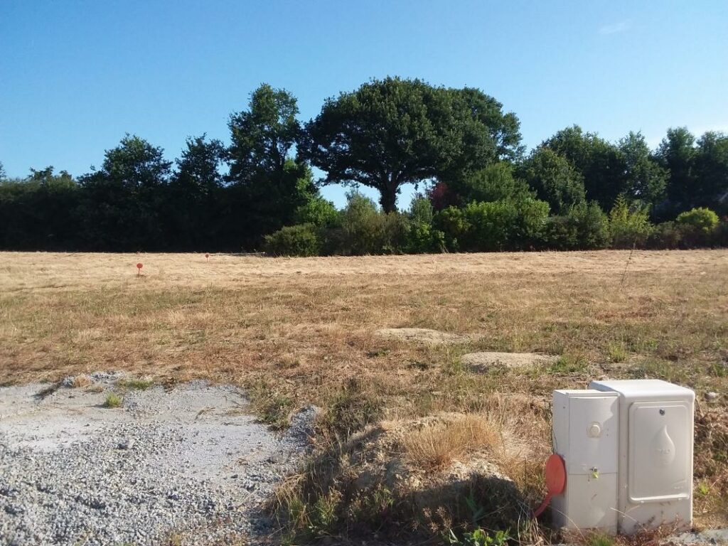 Terrain à vendre – 410 m² viabilisé – Grandchamps-des-Fontaines