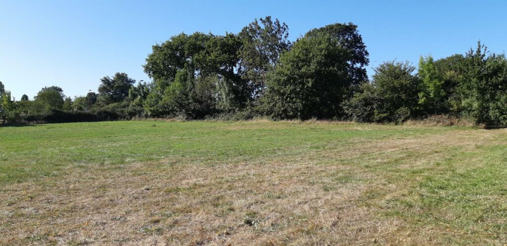 Terrain de 780 m² – TREILLIERES